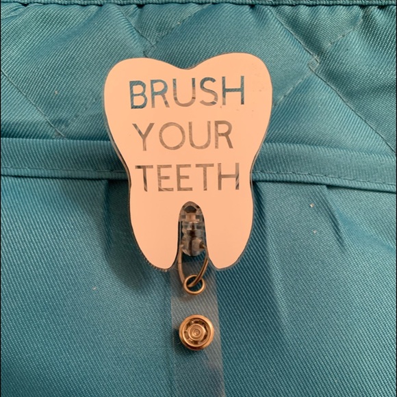 Badge holders for hospital employees /teachers - Picture 4 of 11